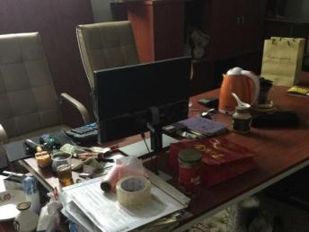 武漢辦公設(shè)備與用品指南 電腦、打印機與老板桌的選購與優(yōu)化